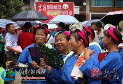靖州县“民族歌场”唱响民族团结进步主旋律